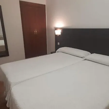 Irixo Hotel *